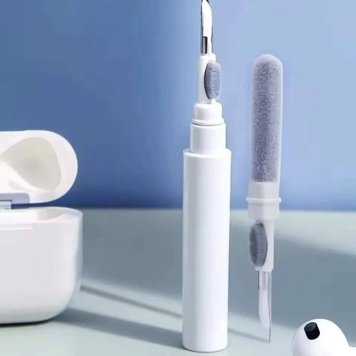 Earbud & Headphone Cleaning Pen